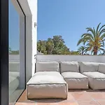 Stylish 1 Bedroom Apartment In Puerto Banus