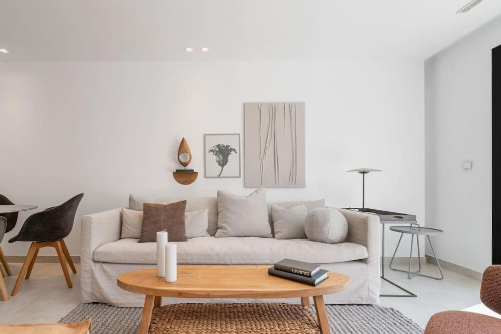Stylish 1 Bedroom In Puerto Banus Apartament